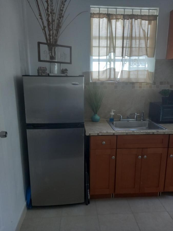 A Taste Of Paradise - Vacation Rentals Close To Us Embassy & Restaurants Nassau Exterior foto